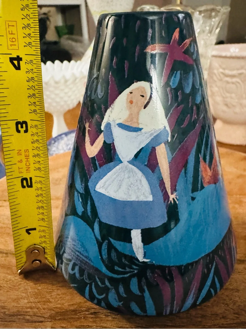 ✨Disney Alice in Wonderland 70th anniversary vase✨